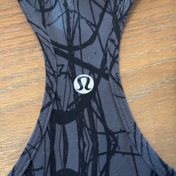 Lululemon Black and Gray Patterned Tank Top - Picture 3 of 3